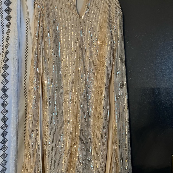 SHEIN Cream Elegant Fabric - Picture 1 of 3